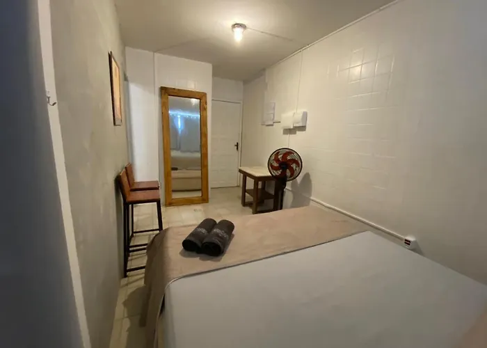 Quarto Com Cozinha E Banheiro Privado Em Casa Ampla 130Mt Da Praia