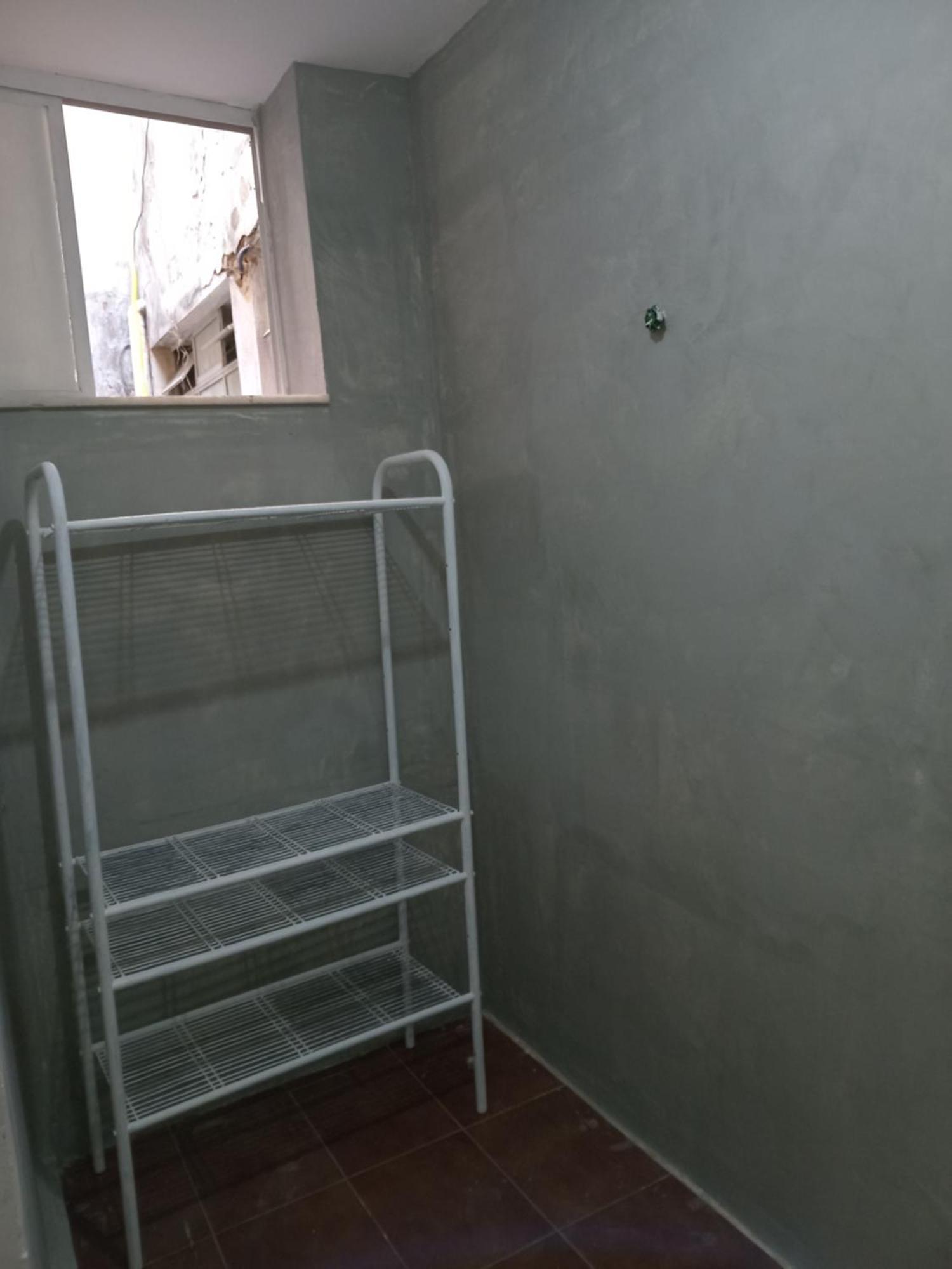 Apartamento Com Cozinha E Banheiro Privado Em Casa Ampla 130mt Da
